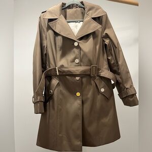 Calvin Klein Trench Coat w/ Hoodie
Brown
Size: S